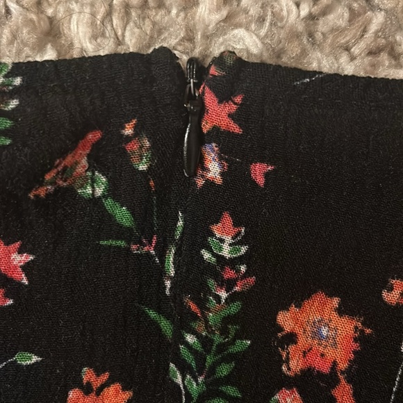 Honey Punch Flowy Long Sleeve Floral Romper - Picture 9 of 10